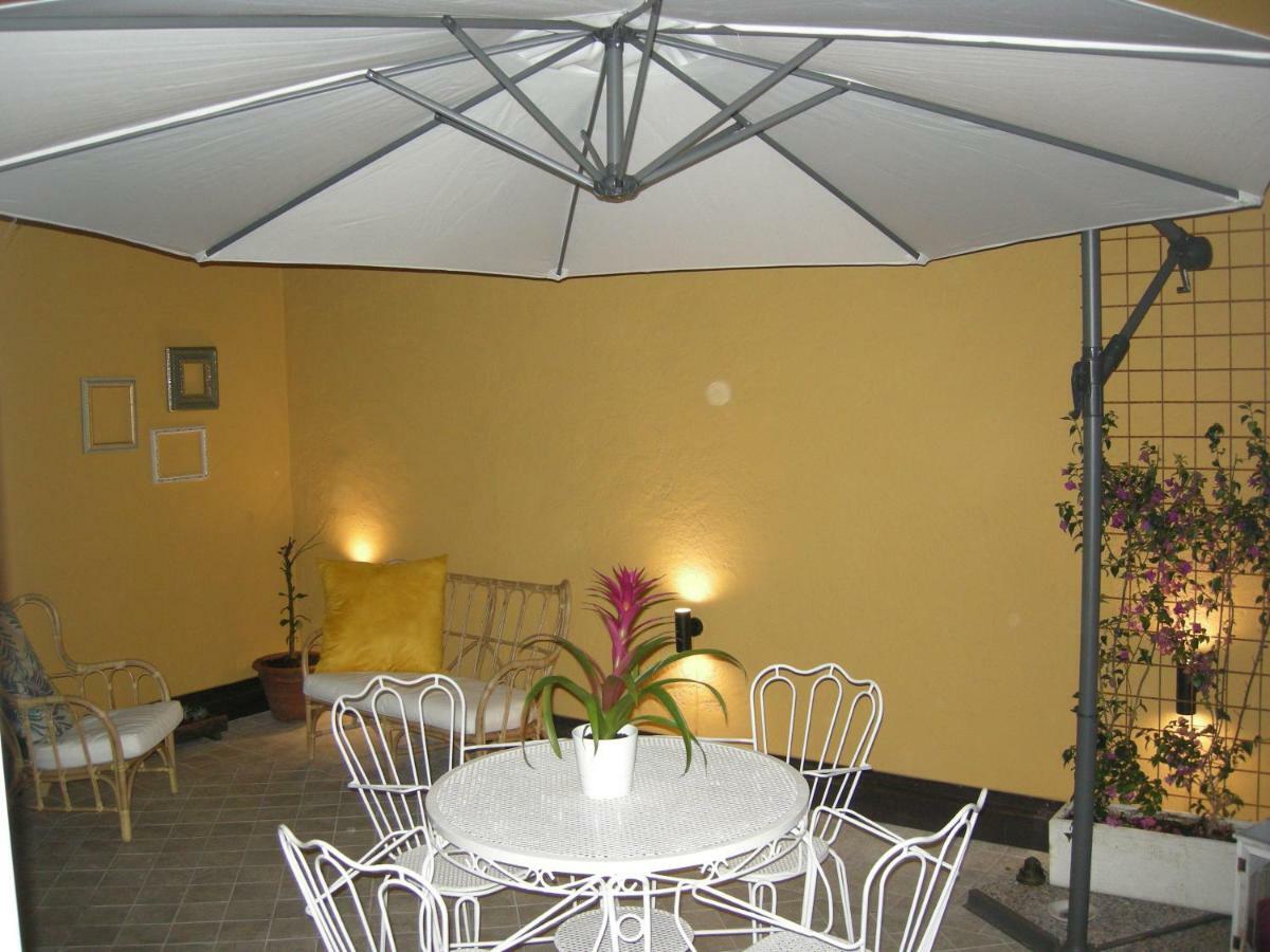 Terrazza Petroni Lägenhet Bologna Exteriör bild